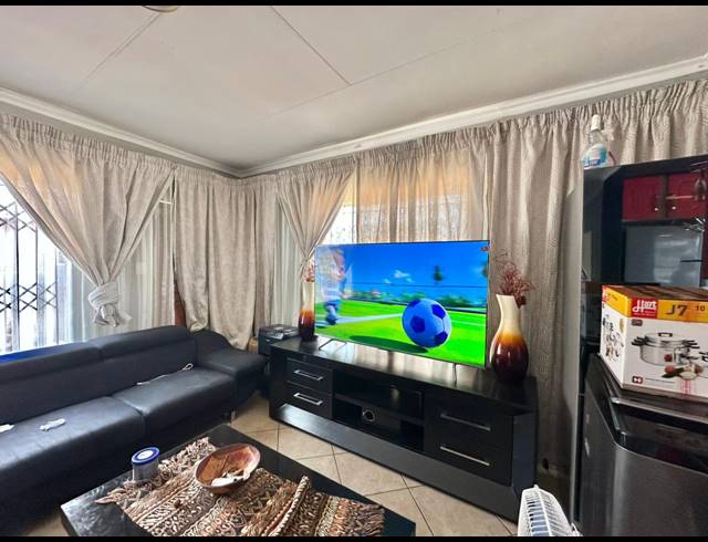 3 BEDROOM HOUSE FOR SALE IN SOUTHERN GATEWAY